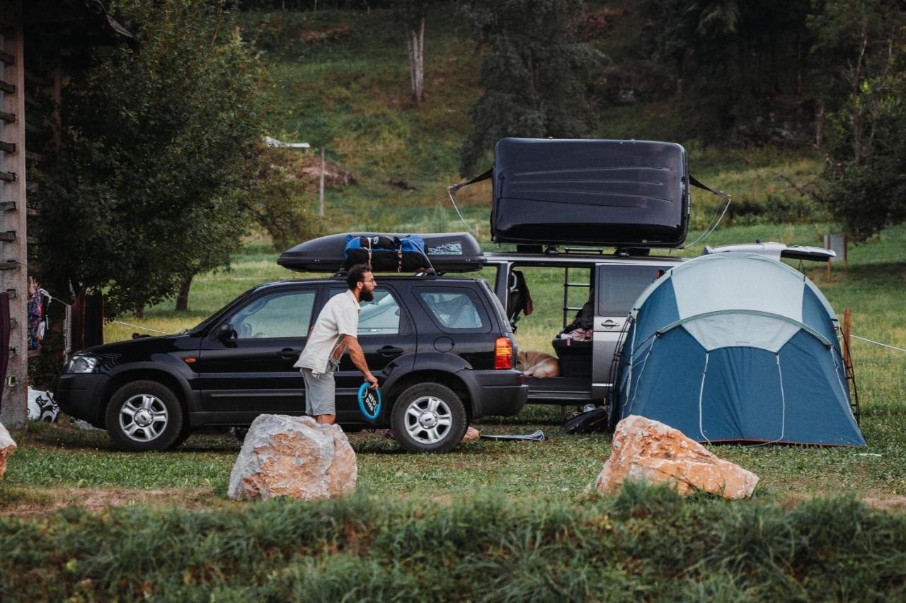 Camp Garden Park-Pitches And Tents Radovljica Zewnętrze zdjęcie